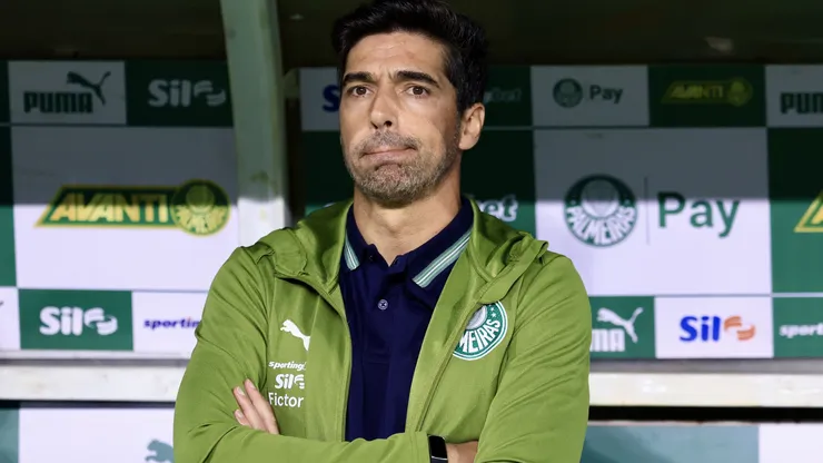 Abel Ferreira tem apenas uma dúvida para LDU x Palmeiras - Foto: Marcello Zambrana/AGIF