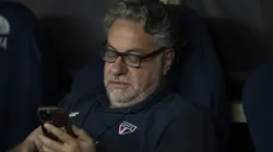 RJ - RIO DE JANEIRO - 17/04/2024 - BRASILEIRO A 2024, FLAMENGO X SAO PAULO - Julio Casares presidente do Sao Paulo antes da partida contra o Flamengo no estadio Maracana pelo campeonato Brasileiro A 2024. Foto: Jorge Rodrigues/AGIF