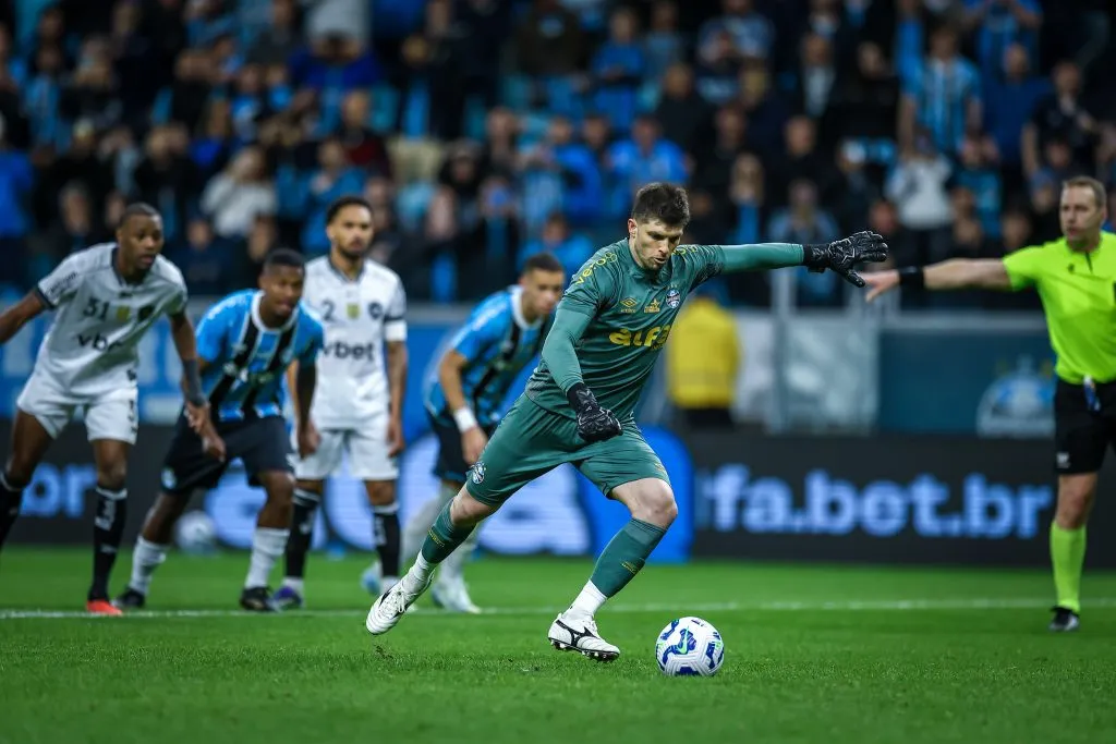 Tiago Volpi deve ser atração contra o Juventude (LUCAS UEBEL/GREMIO FBPA)