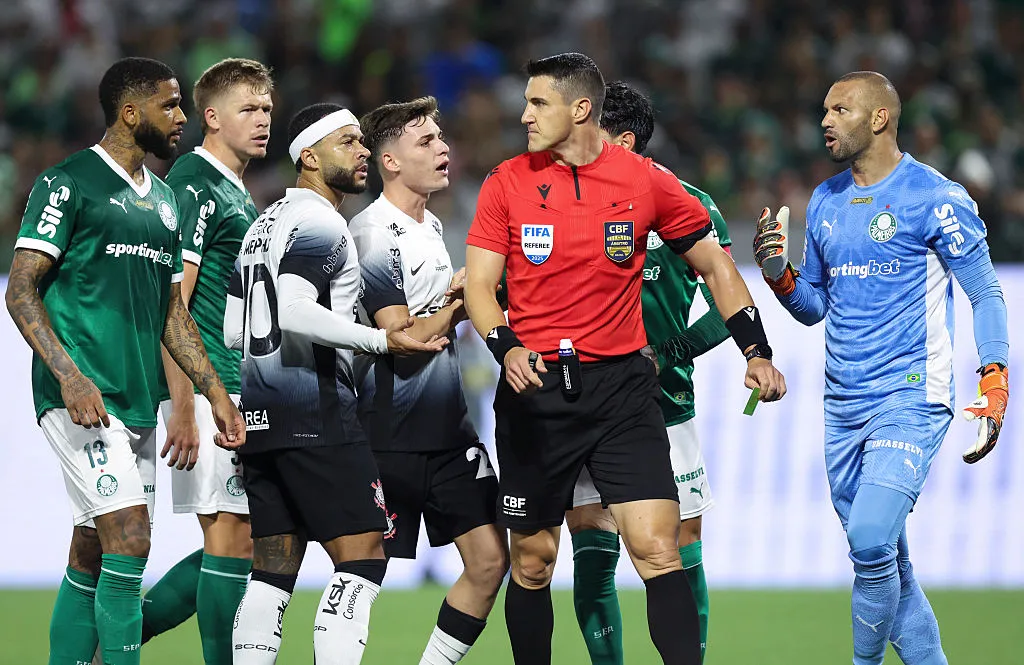 Corinthians vem sendo um dos clássicos mais equilibrados do país. Foto: by Alexandre Schneider/Getty Images)