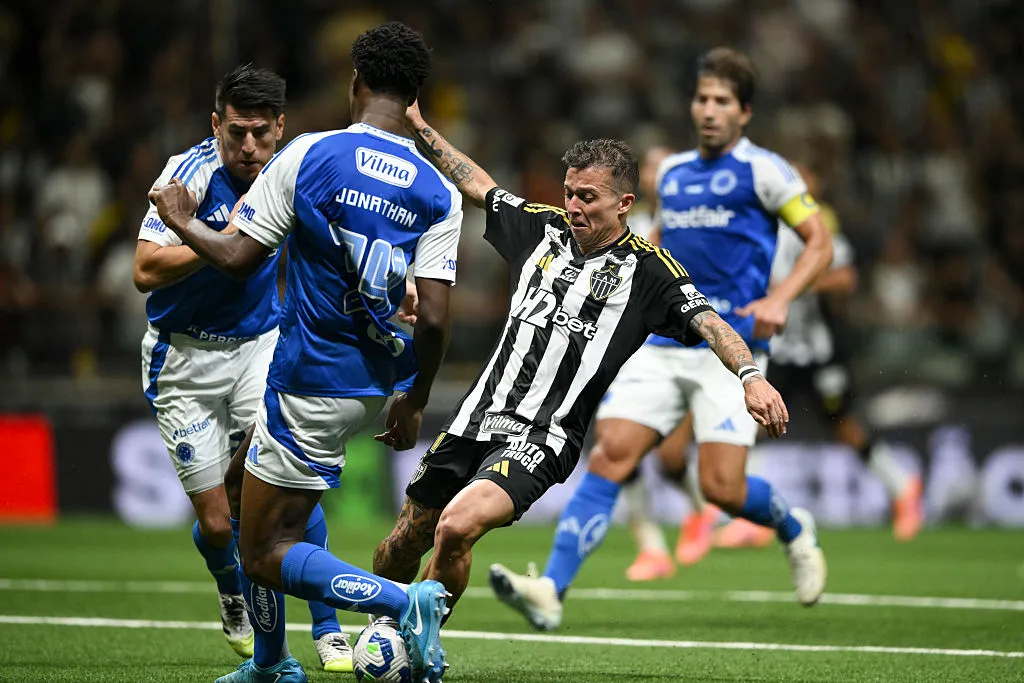 Atlético Mineiro dominou o Cruzeiro nos últimos 6 anos em Minas Gerais. Foto: Pedro Vilela/Getty Images)