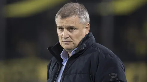 Diego Aguirre, técnico do Penãrol em partida pelo campeonato uruguaio (Foto: Ernesto Ryan/Getty Images)