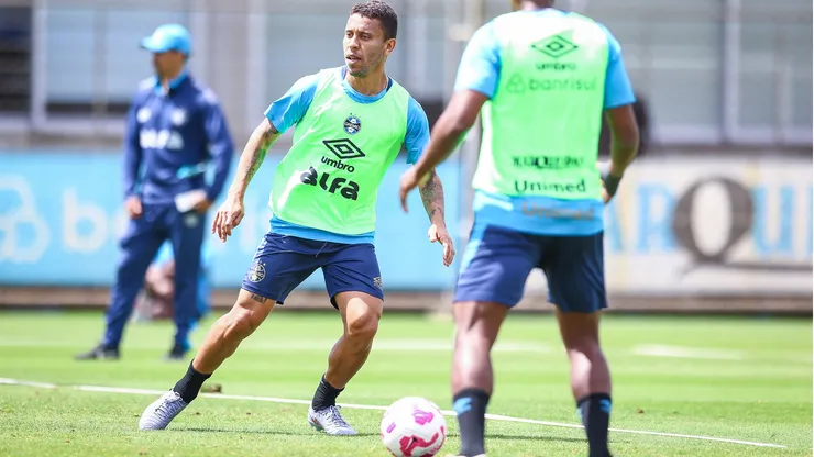 Marcos Rocha ficará afastado por cerca de um mês por lesão muscular