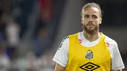 Brahimi tem números fracos e segue sem espaço no ataque do Santos — Foto Anderson RomãoAGIFF