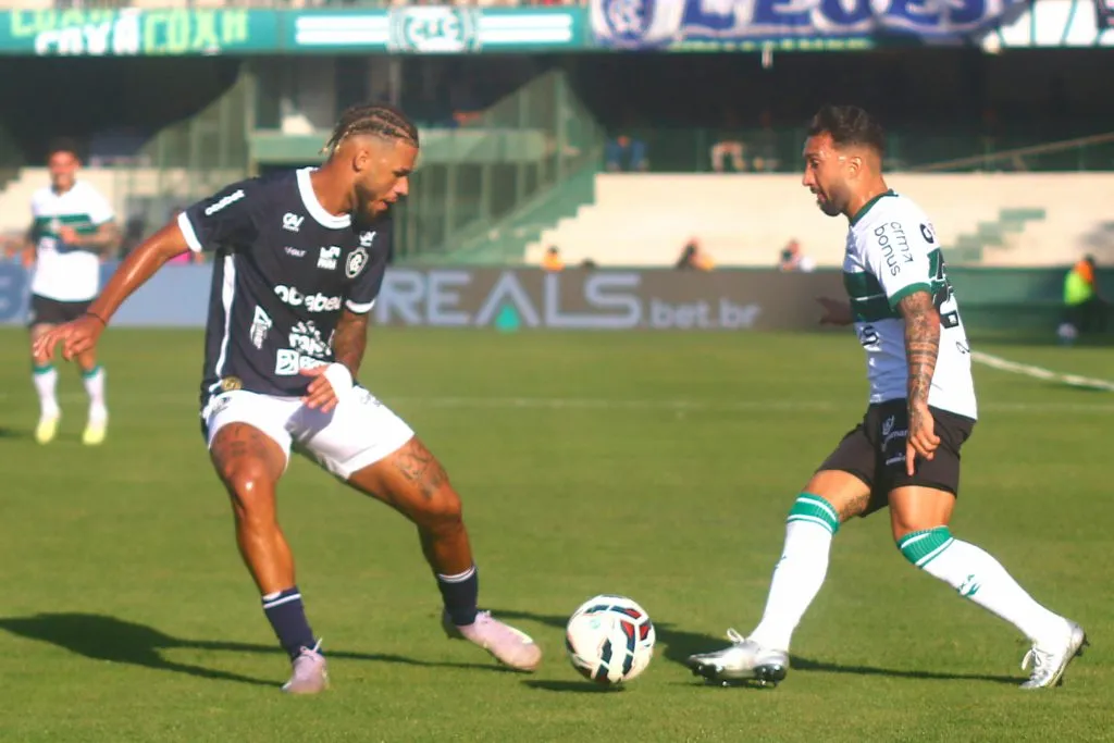 Nathan disputou apenas 11 jogos pelo Remo em sua passagem de três meses – Foto: Gabriel Machado/AGIF