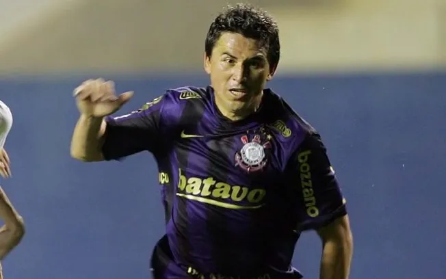 A outra camisa roxa do Corinthians. Foto: Daniel Augusto Jr./Agência Corinthians