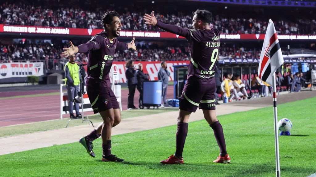 LDU enfrenta o Palmeiras - Foto: Alexandre Schneider/Getty Images