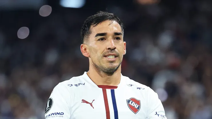 QUITO, ECUADOR - OCTOBER 23: Lisandro Alzugaray of LDU de Quito celebrates after scoring the team's second goal via penalty during the Copa CONMEBOL Libertadores 2025 first-leg semifinal match between LDU Quito and Palmeiras at Rodrigo Paz Delgado Stadium on October 23, 2025 in Quito, Ecuador. (Photo by Franklin Jacome/Getty Images)