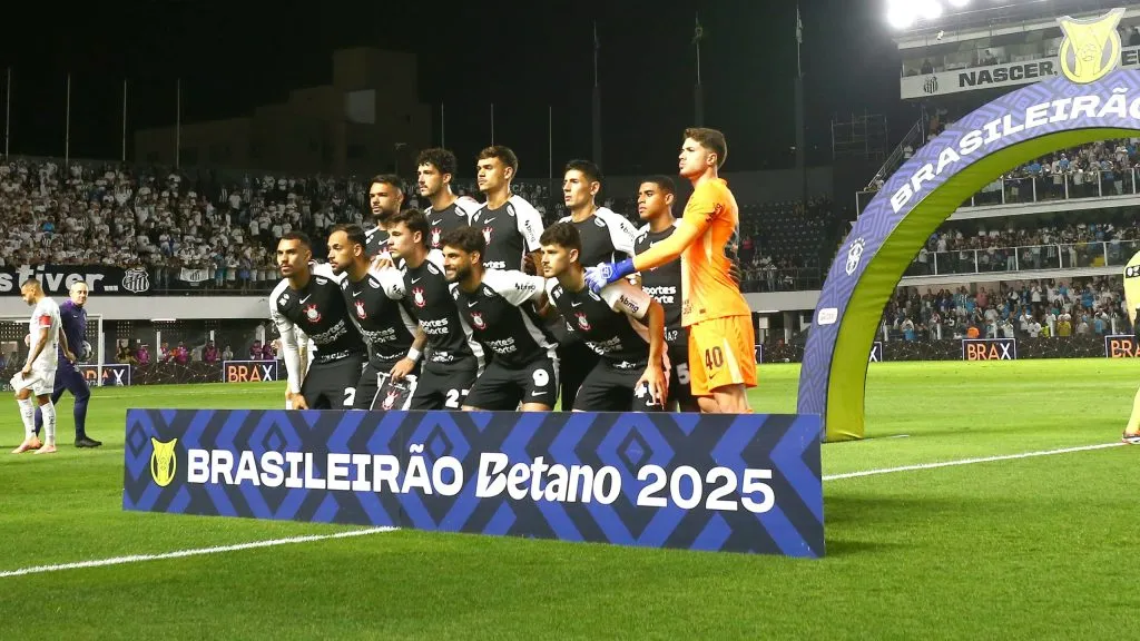 Time do Corinthians. Foto: Mauricio De Souza/AGIF