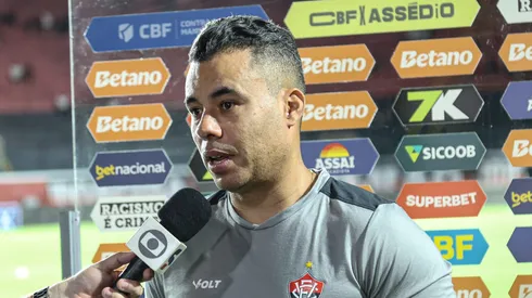 Jair Ventura durante partida do Leão na Série A.