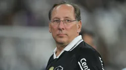 Textor tem embate polêmico com o elenco