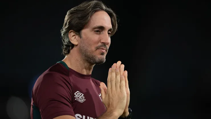 Zubeldía completa um mês no comando do Fluminense com elogios por intensidade e envolvimento com o elenco — Foto Jorge RodriguesAGIF (1)