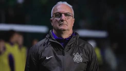 Dorival Júnior optou por jogar no contra-ataque diante do Vitória em Salvador