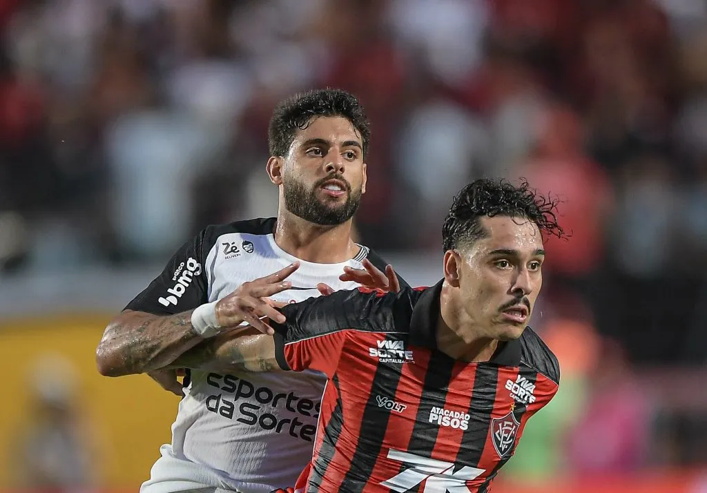 BA – SALVADOR – 25/10/2025 – BRASILEIRO A 2025, VITORIA X CORINTHIANS – Yuri Alberto jogador do Corinthians durante partida contra o Vitoria no estadio Barradao pelo campeonato Brasileiro A 2025. Foto: Jhony Pinho/AGIF
