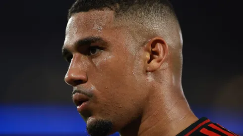 Samuel Lino, atacante do Flamengo em partida pelo campeonato brasileiro (Foto: Buda Mendes/Getty Images)