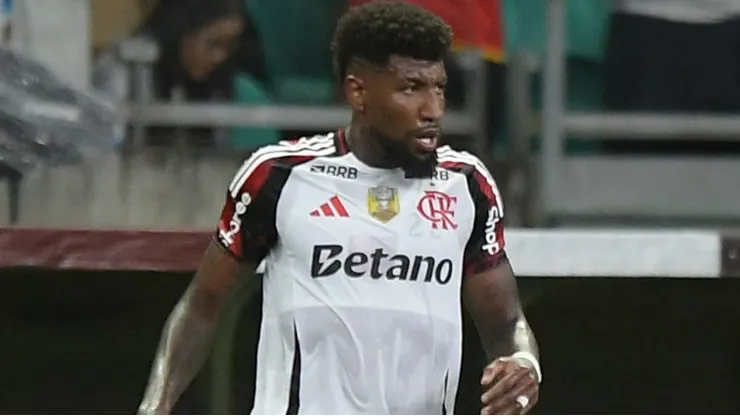 Emerson Royal jogador do Flamengo - Foto: Jhony Pinho/AGIF