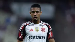 Samuel Lino em ação no jogo de ontem (25), contra o Leão do Pici