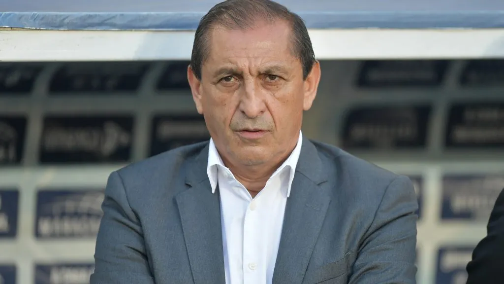 Ramón Díaz segue pressionado no Internacional – Foto: Thiago Ribeiro/AGIF