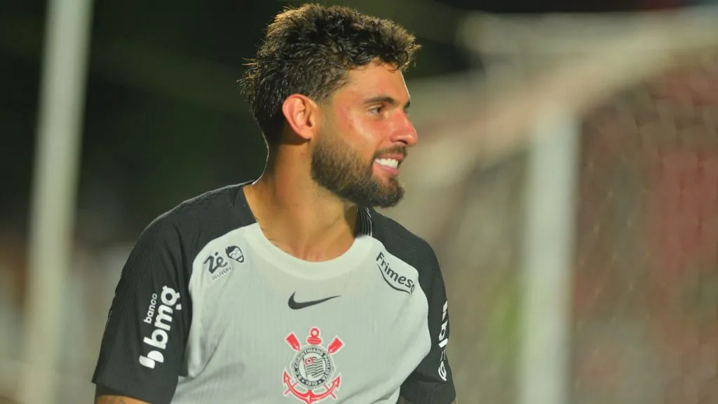 Yuri Alberto em ação pelo Corinthians contra o Vitória – Foto: Walmir Cirne/AGIF