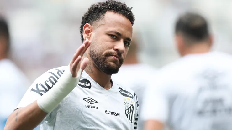 Santos esfria interesse em ter Neymar até a Copa do Mundo, afirma jornalista