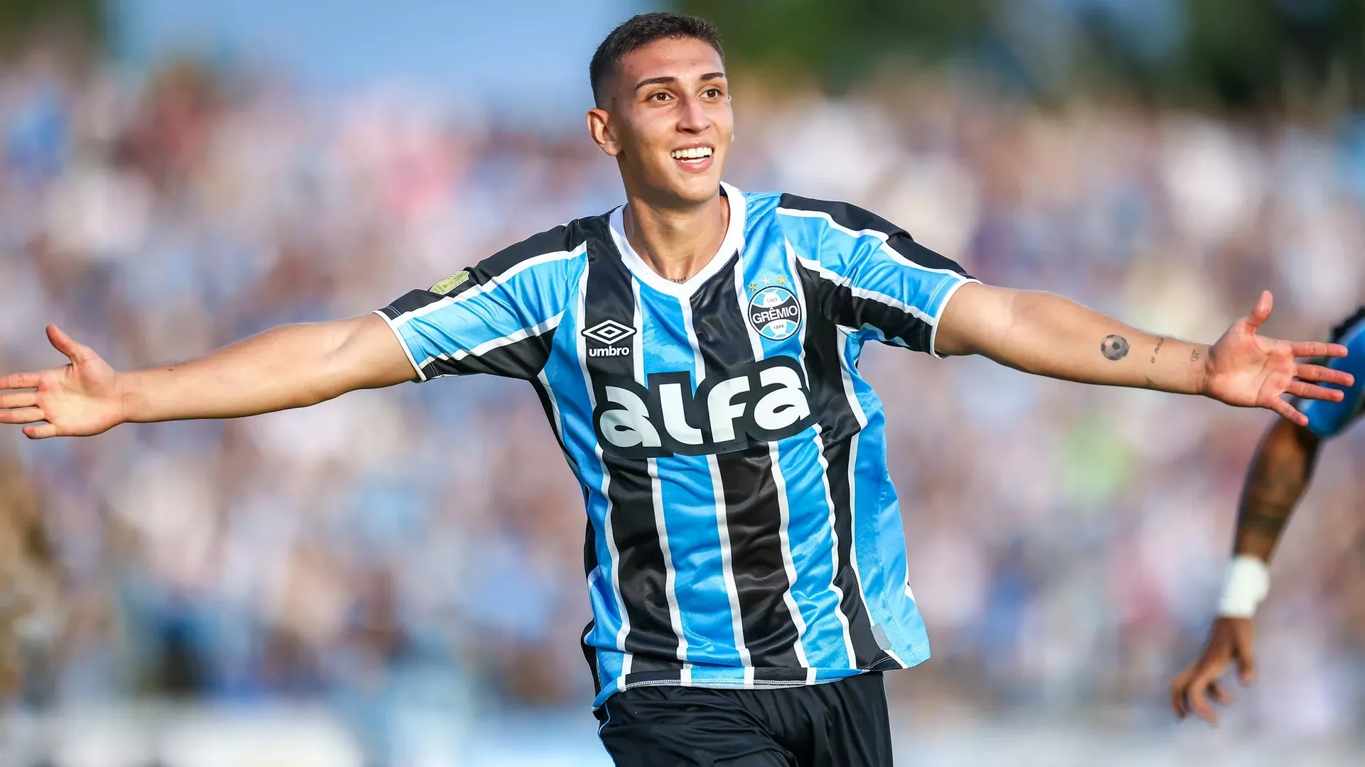 Monsalve, meia do Grêmio