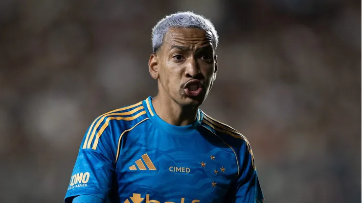 Matheus Pereira durante duelo contra o Vasco