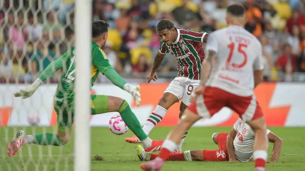 Ivan em lance durante partida contra o Fluminense: Thiago Ribeiro/AGIF