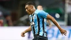 Carlos Vinicius pelo Grêmio. (Photo by Pedro H. Tesch/Getty Images)