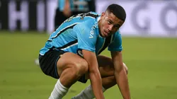 Alysson Edward jogador do Grêmio lamenta durante partida do Brasileirão - Foto: Maxi Franzoi/AGIF