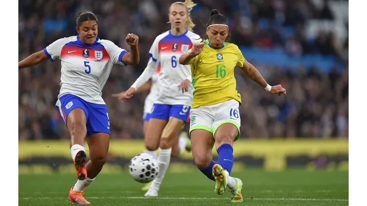 Inglaterra x Brasil. Foto: Peter Powell/AFP