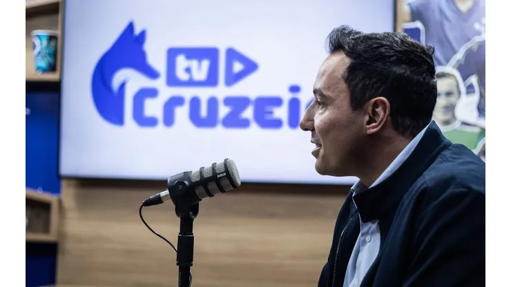 Pedro Junio no Cruzeiro Cast. Foto: Gustavo Aleixo/Cruzeiro