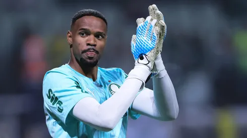 Carlos Miguel chamou atenção no 1° tempo