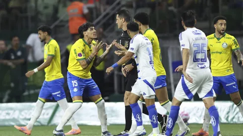 Gustavo Gómez, zagueiro do Cruzeiro em partida pelo campeonato brasileiro (Foto: Alexandre Schneider/Getty Images)
