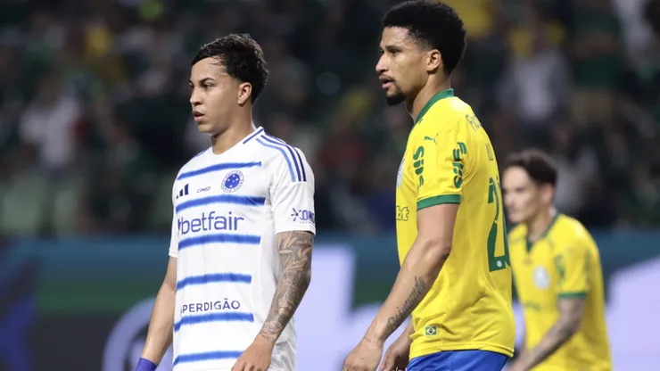 Murilo jogador do Palmeiras disputa lance com Kaio Jorge jogador do Cruzeiro - Foto: Marcello Zambrana/AGIF