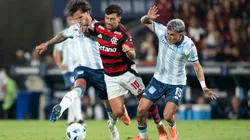 Arrascaeta durante a partida entre Flamengo x Racing - Foto: Jorge Rodrigues/AGIF