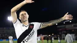 Vegetti marcou dois gols na vitória sobre o Bragantino