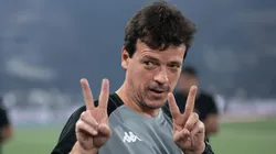 Fernando Diniz tecnico do Vasco durante partida contra o Botafogo no estadio Engenhao pelo campeonato Copa Do Brasil 2025. Foto: Jorge Rodrigues/AGIF