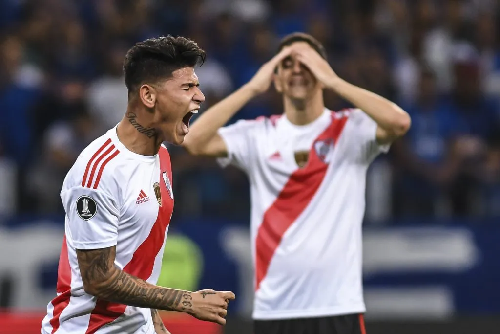 Jorge Carrascal do River Plate comemorando durante uma partida entre Cruzeiro e River Plate pela Copa CONMEBOL Libertadores 2019 no estádio Mineirão – (Photo by Pedro Vilela/Getty Images)
