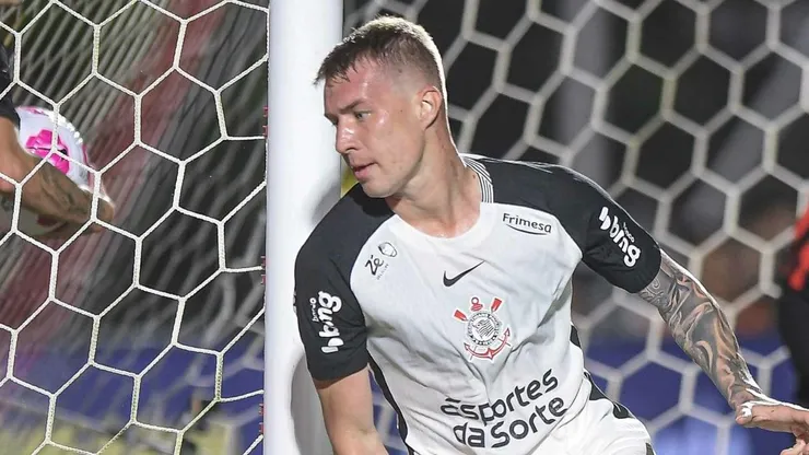 Charles jogador do Corinthians comemora seu gol - Foto: Jhony Pinho/AGIF