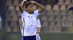 SP - BARUERI - 22/01/2024 - COPA SAO PAULO 2024, FLAMENGO X CRUZEIRO - Bruno Alves jogador do Cruzeiro comemora seu gol com jogadores do seu time durante partida contra o Flamengo no estadio Arena Barueri pelo campeonato Copa Sao Paulo 2024. Foto: Marcello Zambrana/AGIF