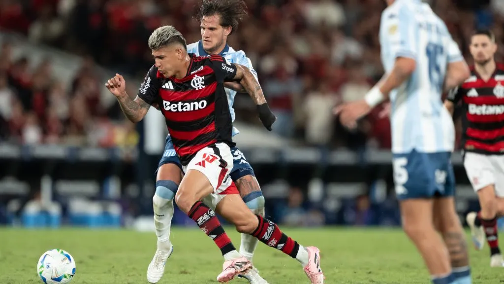 Carrascal foi o principal nome do Flamengo no duelo de ida da semifinal – Foto: Jorge Rodrigues/AGIF