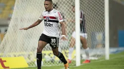 RJ - Rio de Janeiro - 26/12/2020 - BRASILEIRO A 2020, FLUMINENSE X SAO PAULO - Brenner jogador do Sao Paulo comemora seu gol durante partida contra o Fluminense no estadio Maracana pelo campeonato Brasileiro A 2020. Foto: Jorge Rodrigues/AGIF