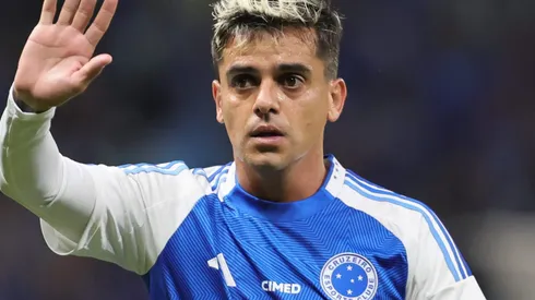 Fagner tem futuro indefinido no Cruzeiro.