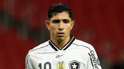 Savarino durante partida contra o Inter