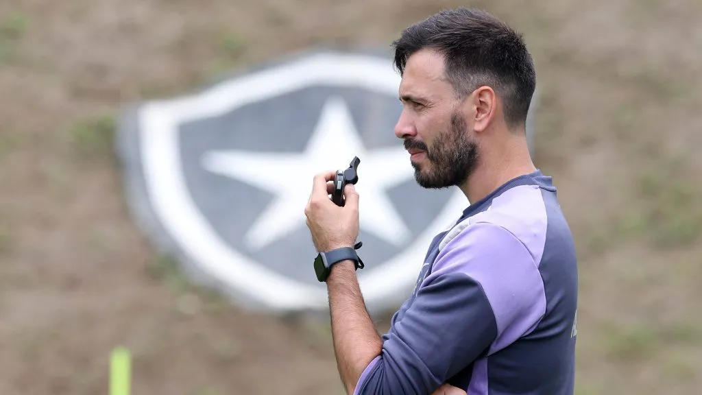 Ancelotti confia em retorno de titulares para evolução em campo – Foto: Vitor Silva/Botafogo.
