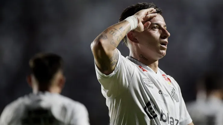 Barreal supera eficiência dos tempos de MLS e iguala melhor fase da carreira no Santos — Foto Jota ErreAGIF