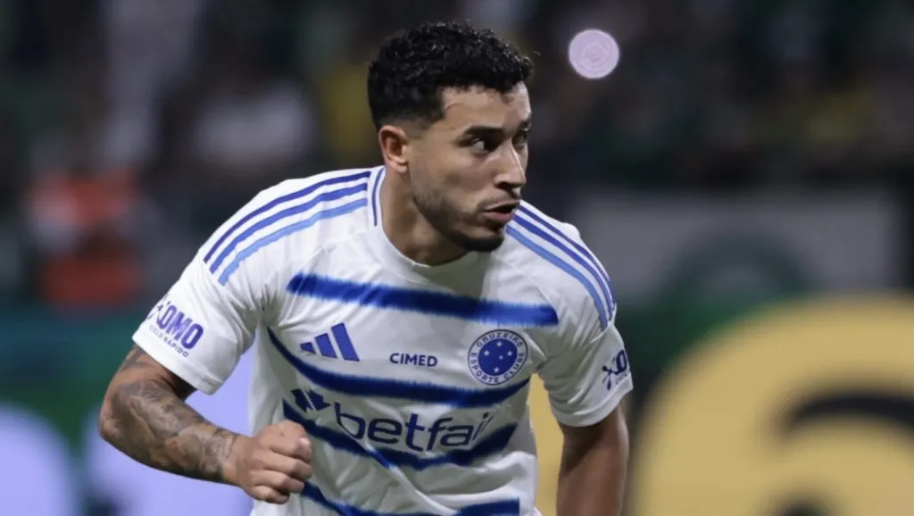 William jogador do Cruzeiro durante partida contra o Palmeiras no estadio Arena Allianz Parque pelo campeonato Brasileiro A 2025. Foto: Marcello Zambrana/AGIF