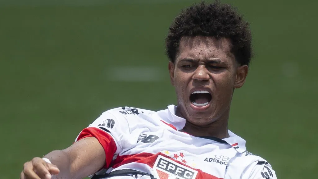 SP – SAO PAULO – 25/01/2025 – COPA SAO PAULO 2025, SAO PAULO X CORINTHIANS – jogador do Sao Paulo durante partida contra o Corinthians no estadio Pacaembu pelo campeonato Copa Sao Paulo 2025. Foto: Anderson Romao/AGIF