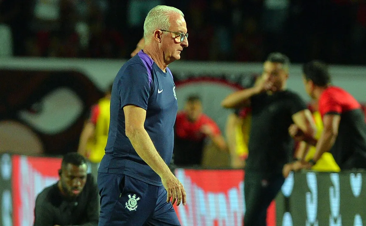Corinthians planeja quatro reforços em 2026 a pedido de Dorival Júnior