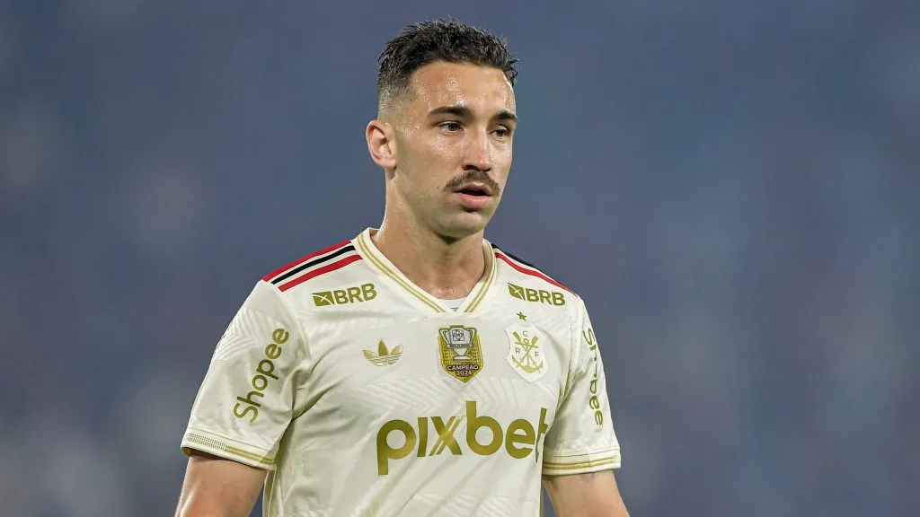 Léo Ortiz, zagueiro do Flamengo. Foto: Thiago Ribeiro/AGIF